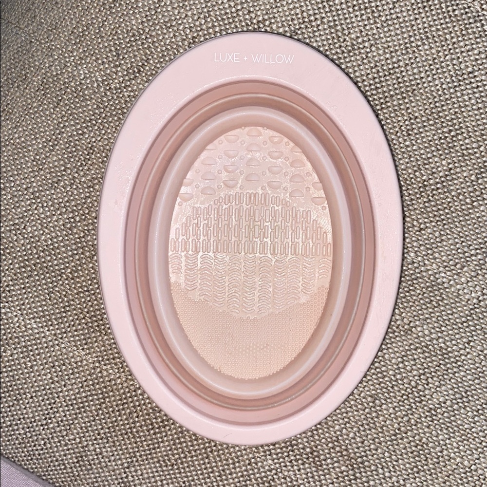 Pink Makeup Brush Cleaner Bowl